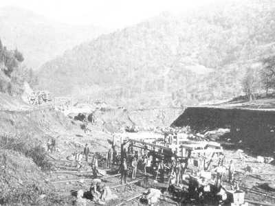 La storia degli italiani immigrati in Crimea comincia attorno al 1820, quando nella maggiore penisola del Mar Nero, allora in mano agli zar, arrivano le prime famiglie dal Belpaese 